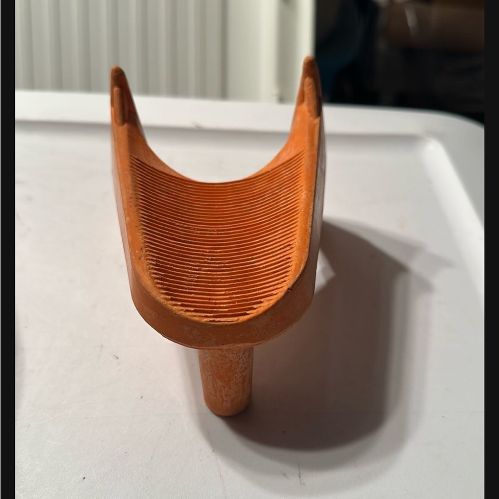 Mac Gregor Football Kicking Tee